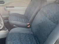 Usata Renault Twingo 75 CV (55 kW) 2010 Grigio Utilitaria