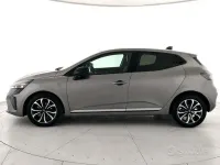 Usata Renault Clio Techno 91 CV (66 kW) 2025 Grigio Utilitaria