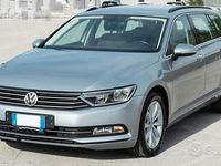 Usata VW Passat Business 120 CV (88 kW) 2016 Grigio Station wagon