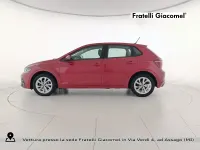 Käytetty VW Polo Style 95 HP (69 kW) 2022 Punainen Viistoperä