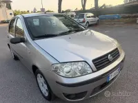 Usata Fiat Punto Active 60 CV (44 kW) 2005 Grigio Utilitaria