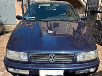 Usata VW Passat 110 CV (80 kW) 1995 Blu Berlina
