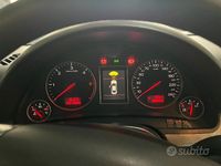 Usata Audi A4 130 CV (95 kW) 2004 Nero Station wagon