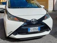 Usata Toyota Aygo X-cite 69 CV (50 kW) 2017 Bianco Utilitaria