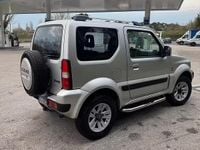 Usata Suzuki Jimny 86 CV (63 kW) 2010 Grigio SUV