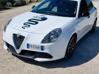 Usata Alfa Romeo Giulietta 120 CV (88 kW) 2018 Nero Utilitaria