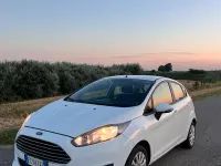Usata Ford Fiesta 75 CV (55 kW) 2016 Bianco Utilitaria