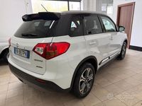 Usata Suzuki Vitara 120 CV (88 kW) 2018 Bianco SUV