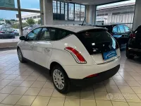 Usata Lancia Delta 120 CV (88 kW) 2008 Bianco Utilitaria