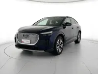 Käytetty Audi Q4 e-tron Advanced Plus 150 kW (204 HP) 2024 Sininen Katumaasturi