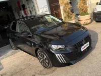 Nuova Peugeot 208 Allure 100 CV (73 kW) 2026 Nero Utilitaria
