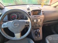 usata Opel Zafira Zafira 1.8 16V VVT Cosmo