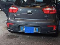 Usata Kia Rio 84 CV (61 kW) 2016 Grigio Utilitaria