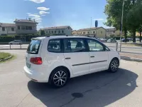 Usata VW Touran Comfortline 105 CV (77 kW) 2013 Bianco Monovolume