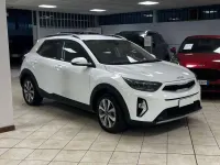 Gebraucht Kia Stonic Style 79 PS (58 kW) 2025 Weiß SUV
