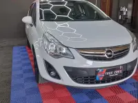 Usata Opel Corsa 86 CV (63 kW) 2012 Bianco Utilitaria