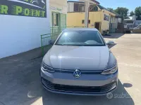 Usata VW Golf VIII Style 116 CV (85 kW) 2023 Grigio Berlina