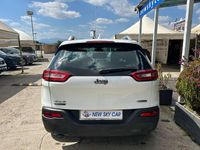 Usata Jeep Cherokee Longitude 140 CV (102 kW) 2015 Bianco SUV