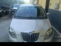 Usata Lancia Musa 122 CV (89 kW) 2008 Argento Monovolume