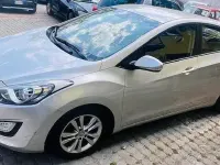 Usata Hyundai i30 Comfort 110 CV (80 kW) 2013 Grigio Berlina
