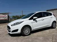Usata Ford Fiesta 95 CV (69 kW) 2016 Bianco Utilitaria