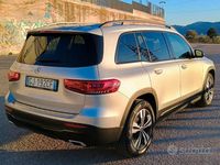 Usata Mercedes GLB180 116 CV (85 kW) 2022 Grigio SUV