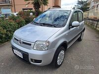 Usata Fiat Panda 4x4 Climbing 69 CV (50 kW) 2010 Grigio Utilitaria