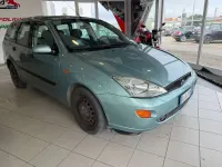 Usata Ford Focus 90 CV (66 kW) 2000 Verde Station wagon