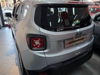 Usata Jeep Renegade Limited 131 CV (96 kW) 2021 Argento SUV