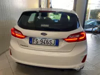 Usata Ford Fiesta Titanium 85 CV (62 kW) 2019 Bianco Utilitaria