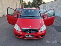 Usata Mercedes A180 Avantgarde 109 CV (80 kW) 2010 Rosso Berlina
