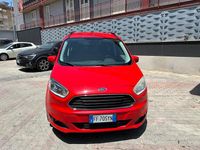 Usata Ford Tourneo Courier Titanium 75 CV (55 kW) 2017 Rosso Monovolume