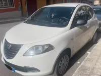 Usata Lancia Ypsilon 95 CV (69 kW) 2014 Bianco Utilitaria