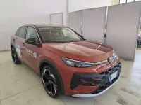 Usata VW T-Roc Style 116 CV (85 kW) 2026 Flame red SUV