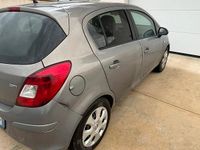 Usata Opel Corsa 75 CV (55 kW) 2010 Utilitaria
