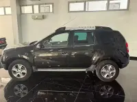 Usata Dacia Duster Lauréate 101 CV (74 kW) 2014 Nero SUV