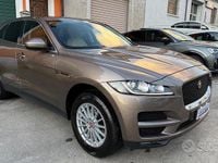 Usata Jaguar F-Pace Prestige 180 CV (132 kW) 2016 Grigio SUV