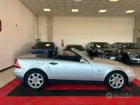 Usata Mercedes SLK200 192 CV (141 kW) 1998 Grigio Cabrio