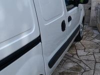 Usata Renault Kangoo 82 CV (60 kW) 2007 Bianco Monovolume