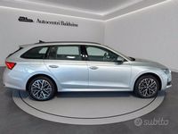 Usata Skoda Octavia Executive 150 CV (110 kW) 2025 Grigio Station wagon