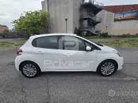 Usata Peugeot 208 83 CV (61 kW) 2019 Bianco Utilitaria
