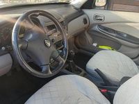 Usata Nissan Almera 90 CV (66 kW) 2002 Blu Berlina