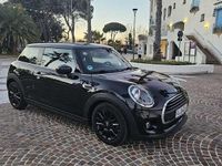 Usata Mini ONE 102 CV (75 kW) 2020 Nero Utilitaria