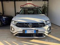 Usata VW T-Roc Life 116 CV (85 kW) 2024 Grigio SUV