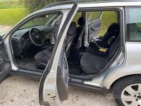 Usata VW Passat 130 CV (95 kW) 2002 Grigio Station wagon