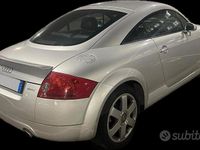 Usata Audi TT 225 CV (165 kW) 2000 Grigio Coupé
