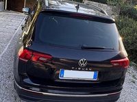 Usata VW Tiguan R-line 150 CV (110 kW) 2021 Nero SUV