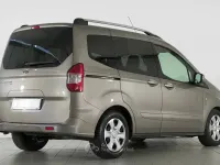 Usata Ford Tourneo Courier S 75 CV (55 kW) 2020 Argento Monovolume