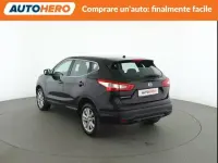 Usata Nissan Qashqai Acenta 131 CV (96 kW) 2016 Marrone SUV