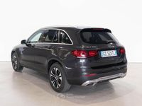 Usata Mercedes GLC300 211 CV (155 kW) 2020 Grigio chiaro SUV